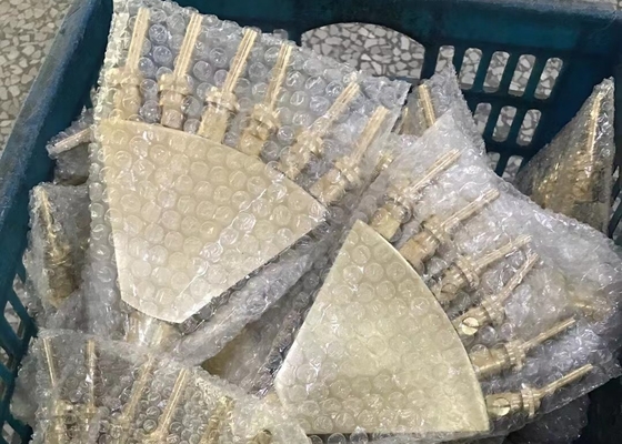 فوهة نافورة نفاثة بحجم 1.5 بوصة من النحاس المطلي بالكروم Phoenix Tale 10m3 / h 150Kpa