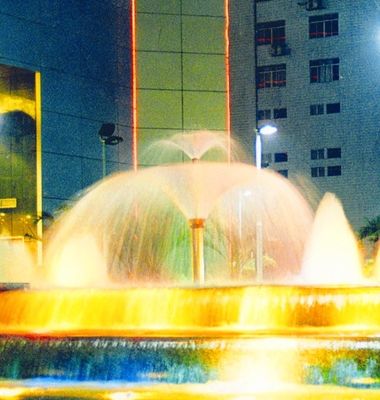 الفولاذ المقاوم للصدأ 2 طبقات رؤساء رذاذ نافورة المياه البوق