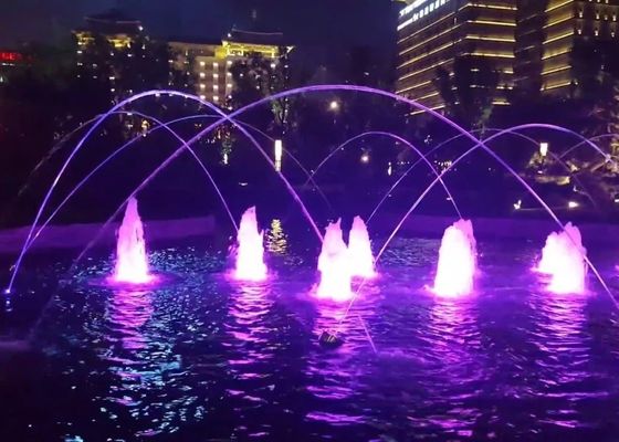 4 متر المسافة 10000 لتر / ساعة 20 مم فوهة نافورة صفائحية