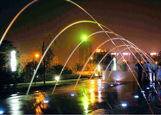 5004 1 متر مسافة 3000 لتر / ساعة 14 ملم فوهة نافورة جيت الصفائحية