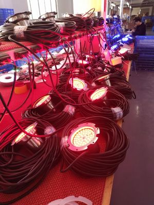 تحت الماء RGB 35W IP68 أضواء LED مقاومة للماء لحمام السباحة