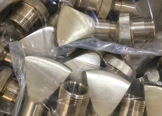 1 "مروحة اتجاه قابل للتعديل بالكامل من النحاس الأصفر نافورة ضغط 14.5psi