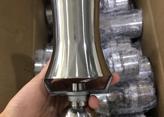 DN80 SS304 نافورة مياه برج ثلج 65 م 3 / ساعة ISO9001